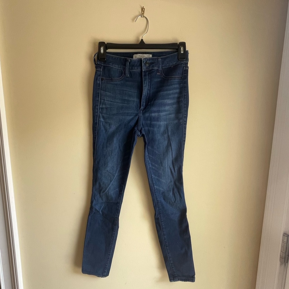 Abercrombie dark wash jeggings